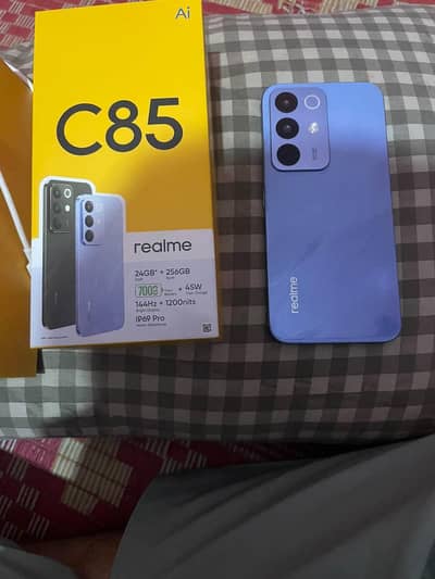 Realme C85