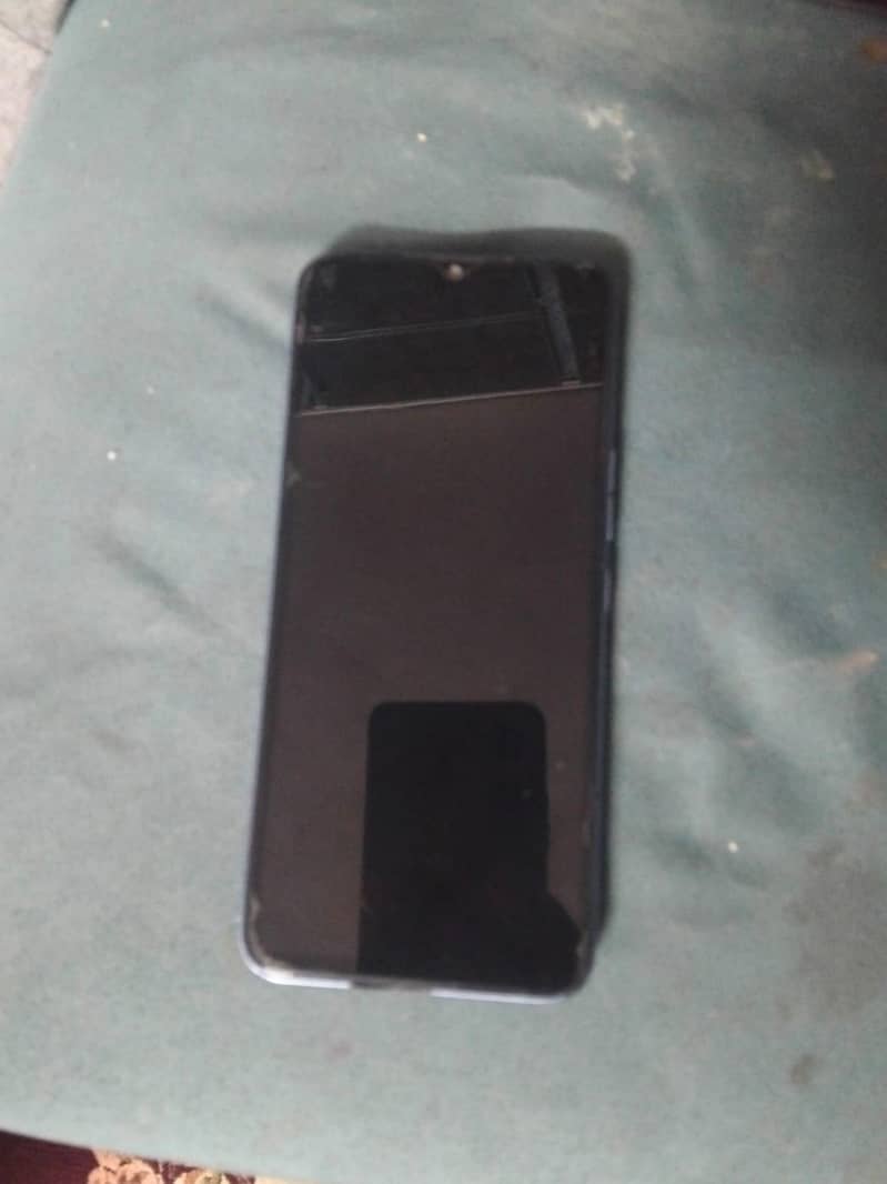 Tecno Spark 8C 0