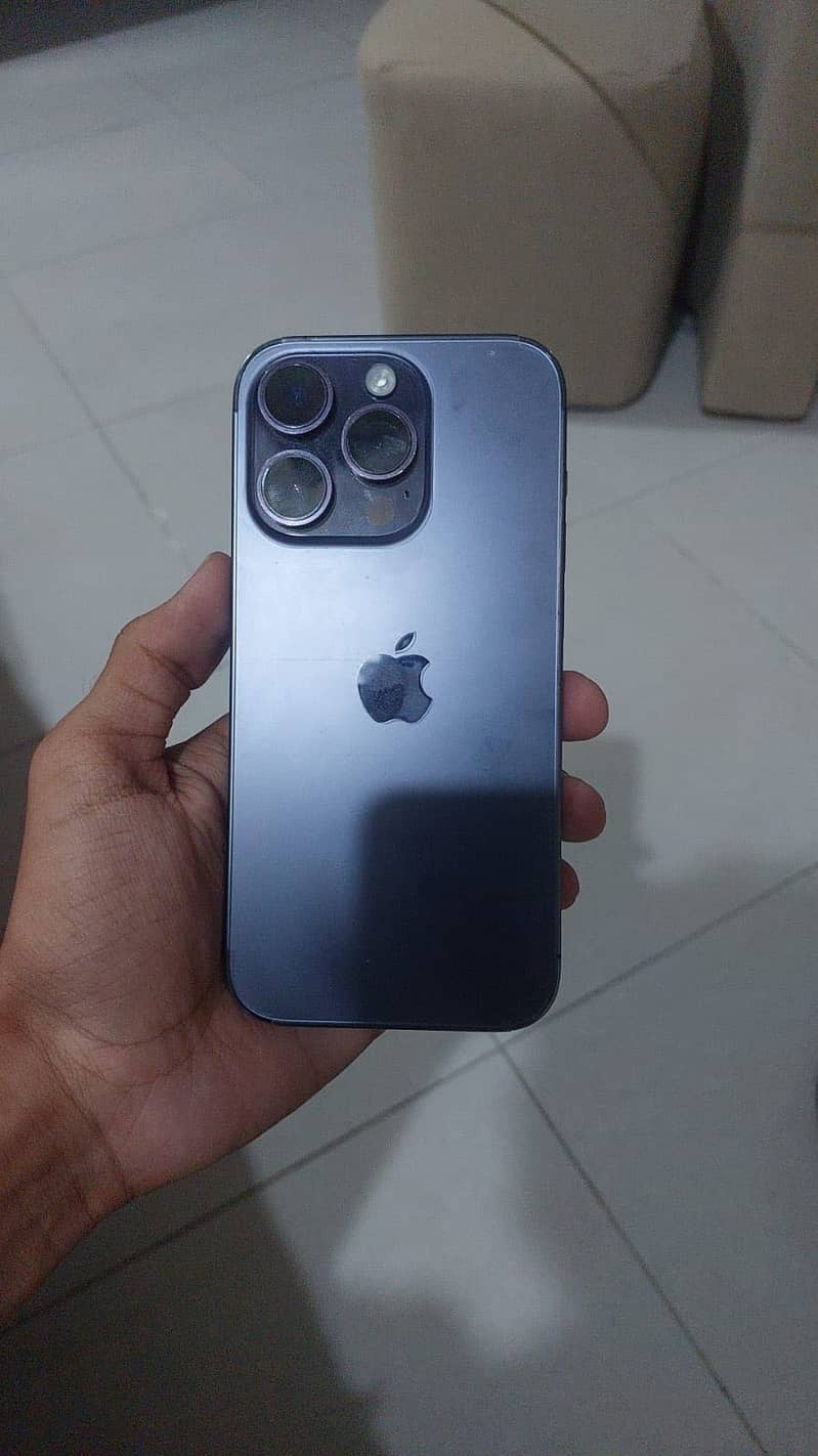 Apple iPhone 14 Pro 1