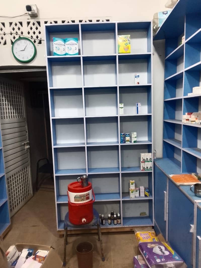 medical store fitting 0