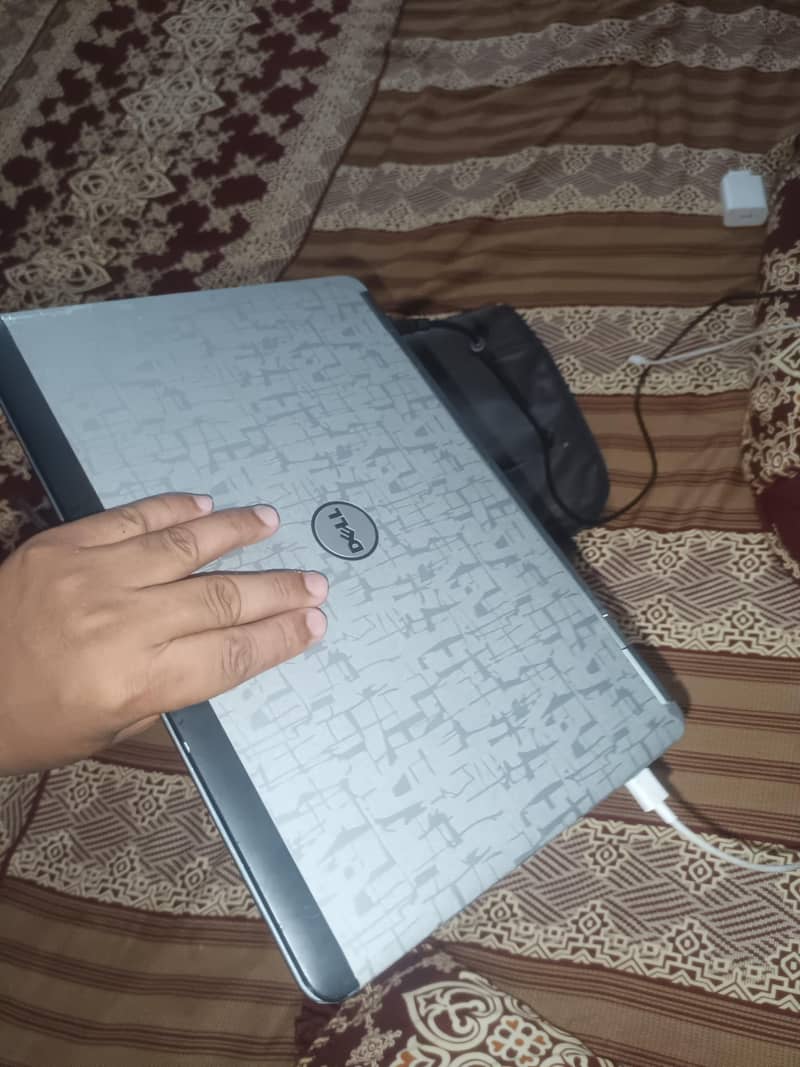 Dell e 7440 4th generation 7