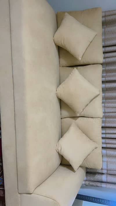 Selling luxury beige sofa 7 seater