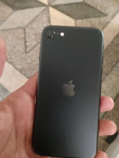 Apple iPhone SE