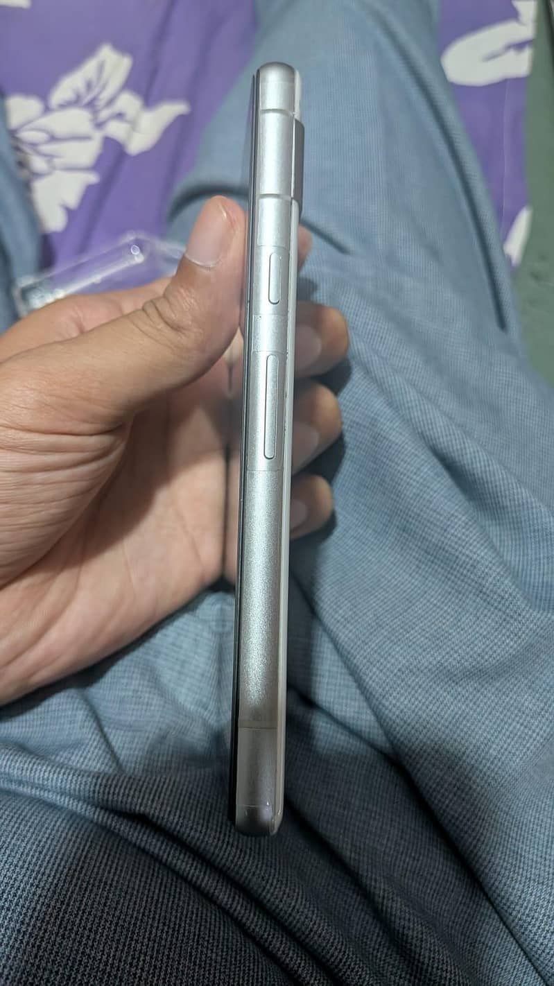 Google Pixel 7a 1