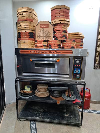 Ark Pizza Oven with all accessories