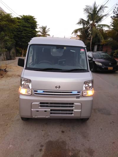 Nissan Clipper 2015