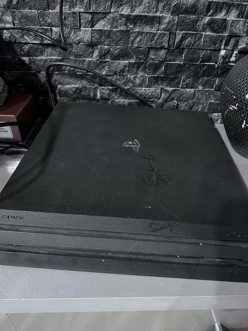 ps4 pro 1tb 2