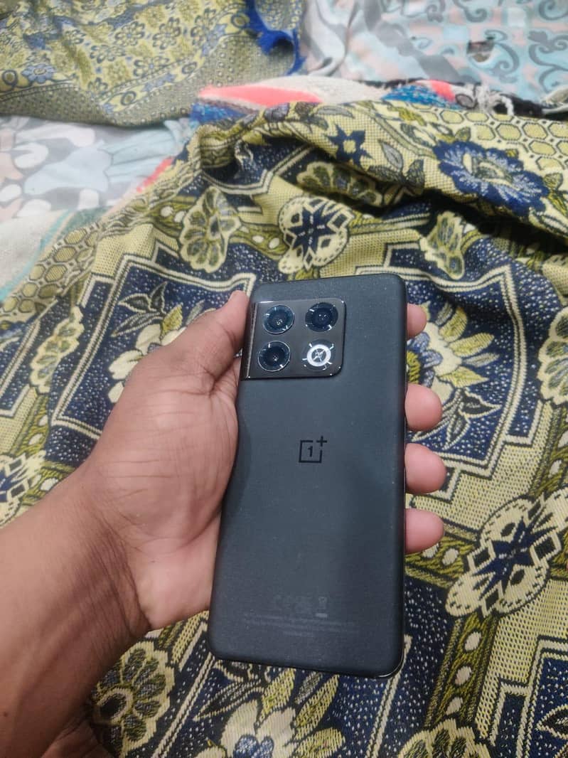 One Plus 10 Pro 7