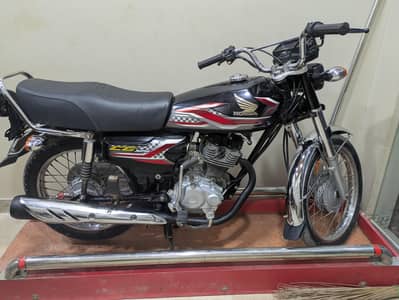Honda CG 125 (2024)