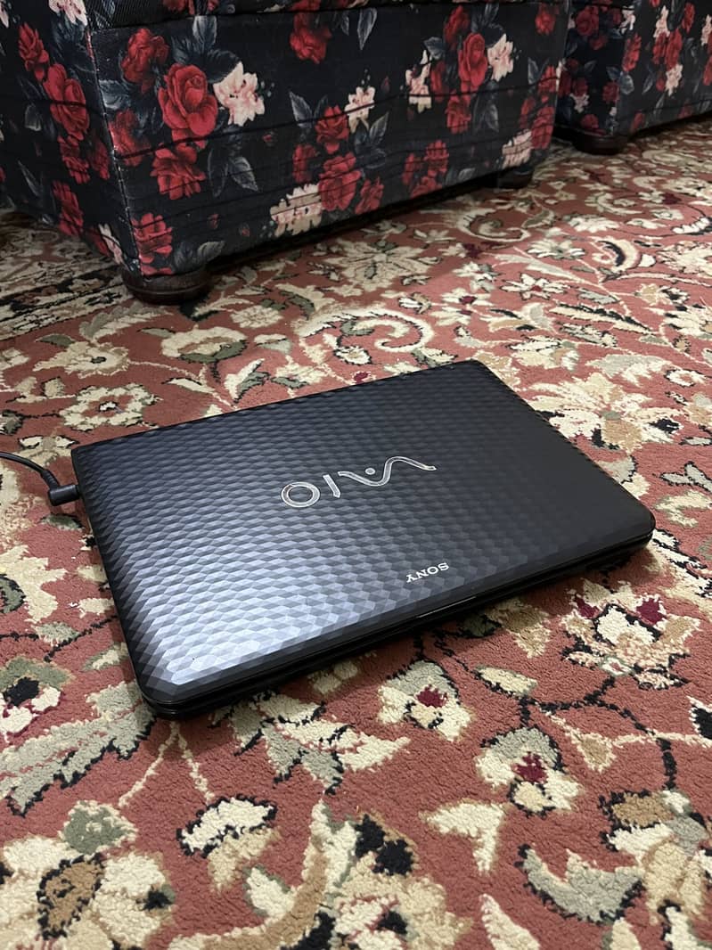 Sony VAIO 2nd gen 0