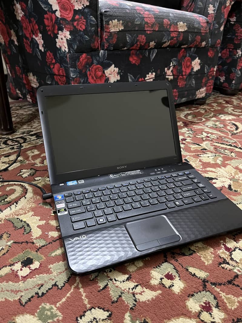 Sony VAIO 2nd gen 1