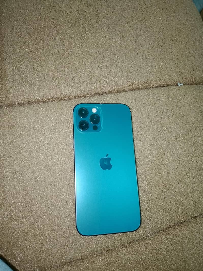 Apple iPhone 12 Pro 2