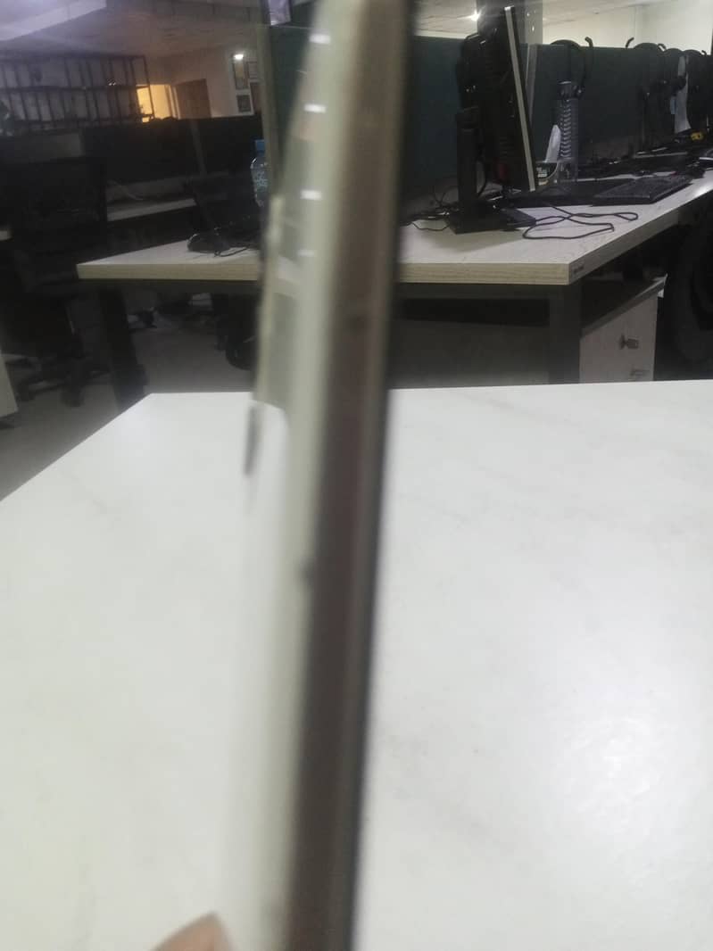 Tecno Camon 18 5