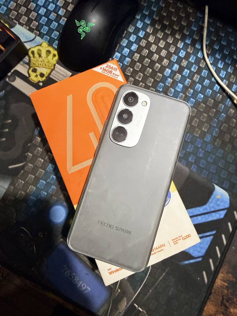 Tecno Spark 40 Pro Plus 0