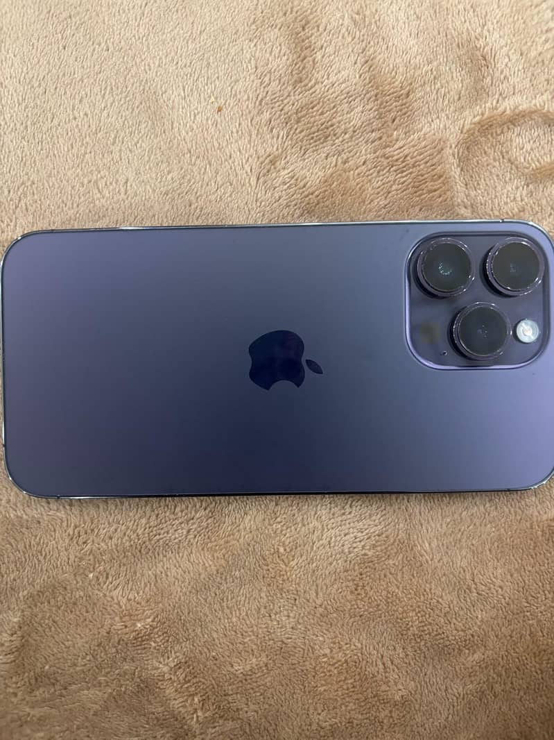 Apple iPhone 14 Pro Max 0