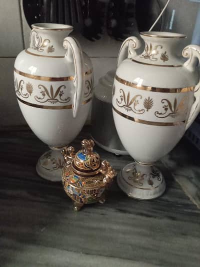  Elegant white , Golden decorative vases and show piece