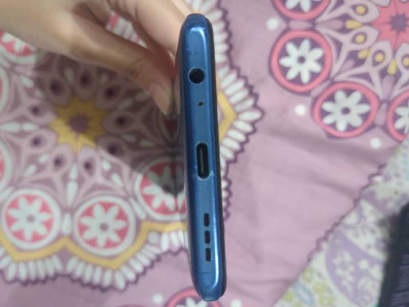 Xiaomi Redmi Note 10S 4