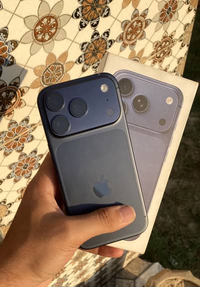 17 pro Factory unlock 256 gb