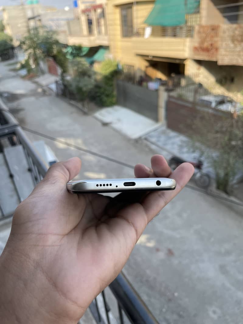 Xiaomi Redmi Note 9S 1