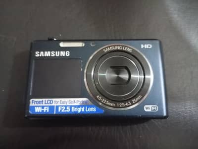 SAMSUNG digital camera