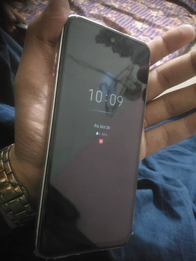 Tecno Spark 30 1