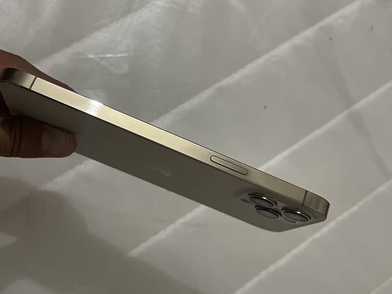 Apple iPhone 12 Pro Max 6