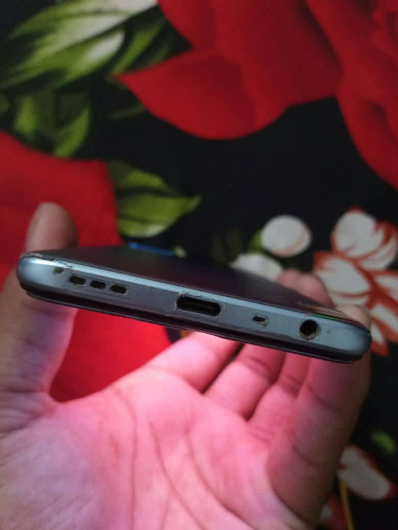 OPPO A54 1