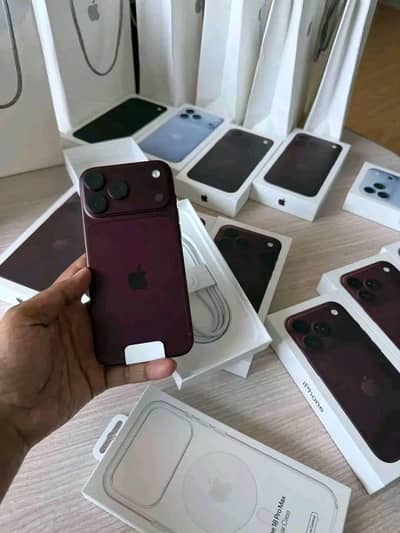 i Phone 8plus, 11,12,13,14,15 pro max on instalment Whatsap 3482023972