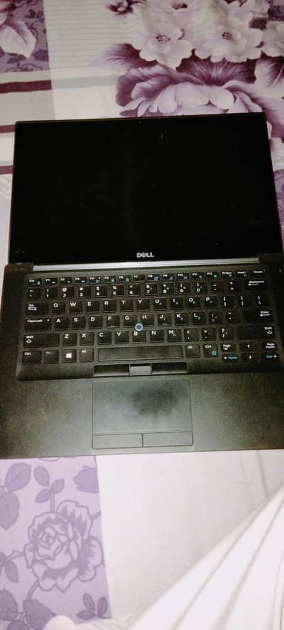 laptop 10/10 with touch screen