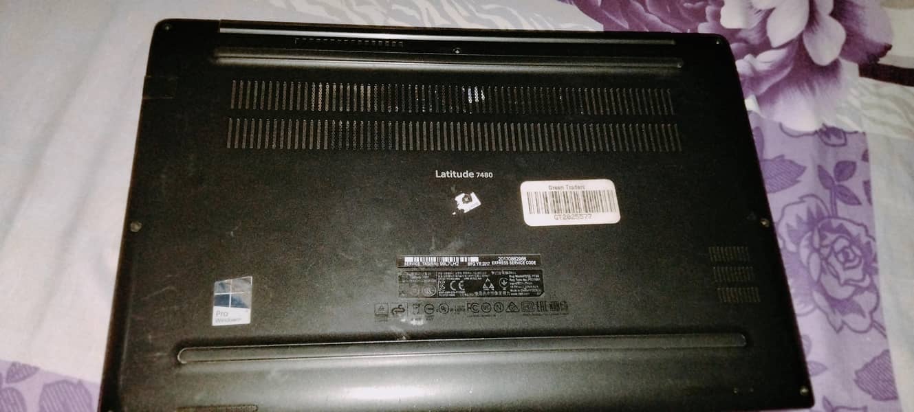 laptop 10/10 with touch screen 1