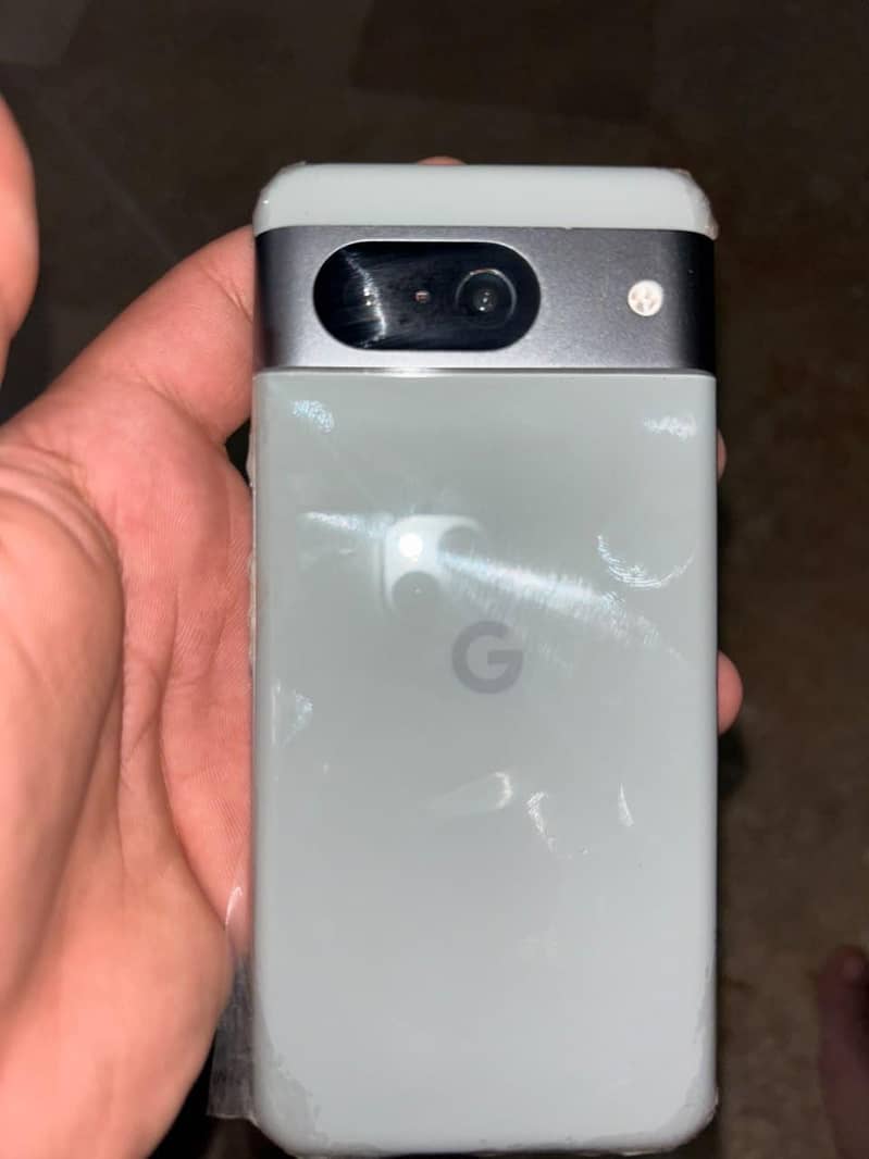 Google Pixel 8 1