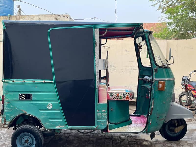 cng rikshaw 1