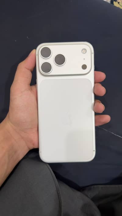 Apple iPhone 17 Pro Max