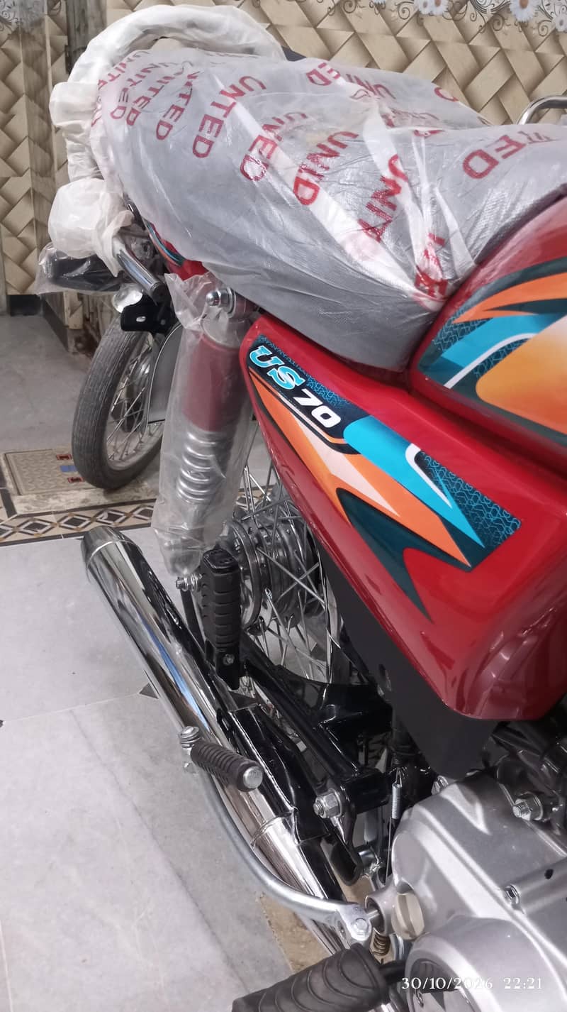 یونائیٹڈ موٹر سائیکل 70 model 2027 1