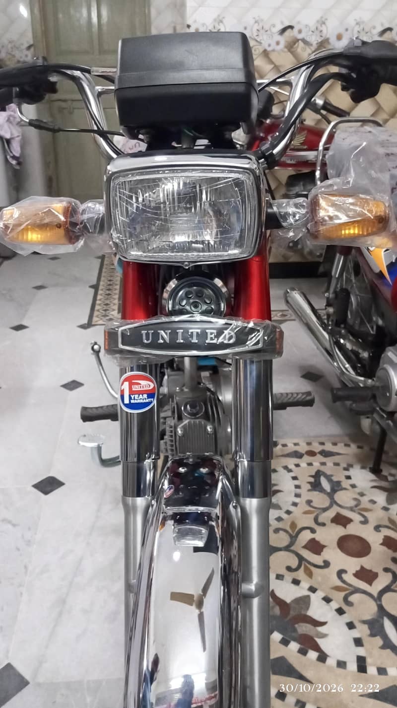 یونائیٹڈ موٹر سائیکل 70 model 2027 6