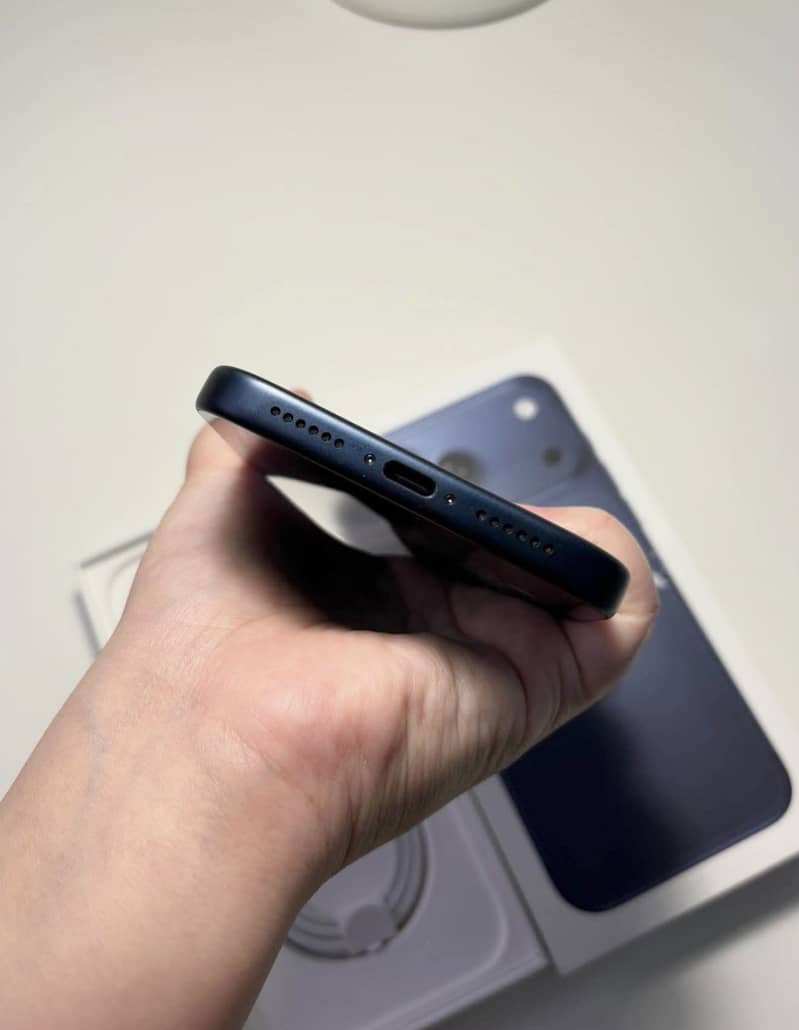 Apple iPhone 17 Pro Max 1