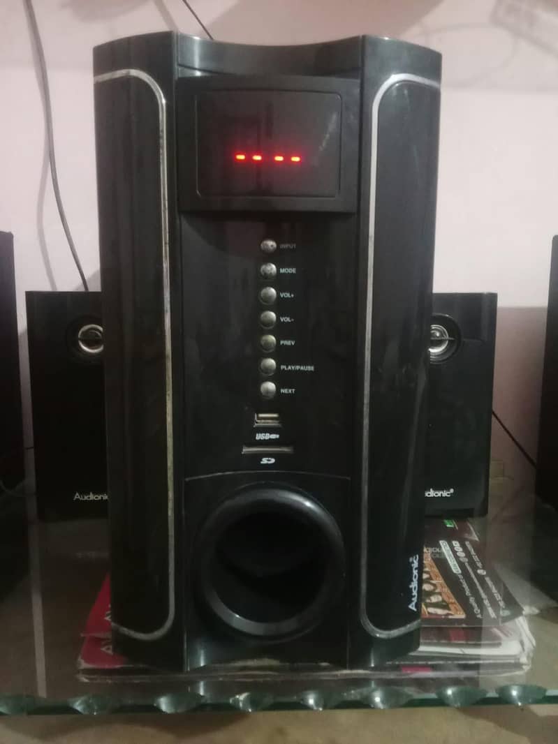 audionic woofar hy 0