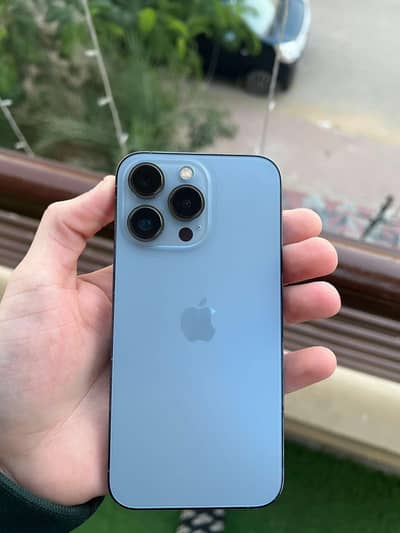Apple iPhone 13 Pro