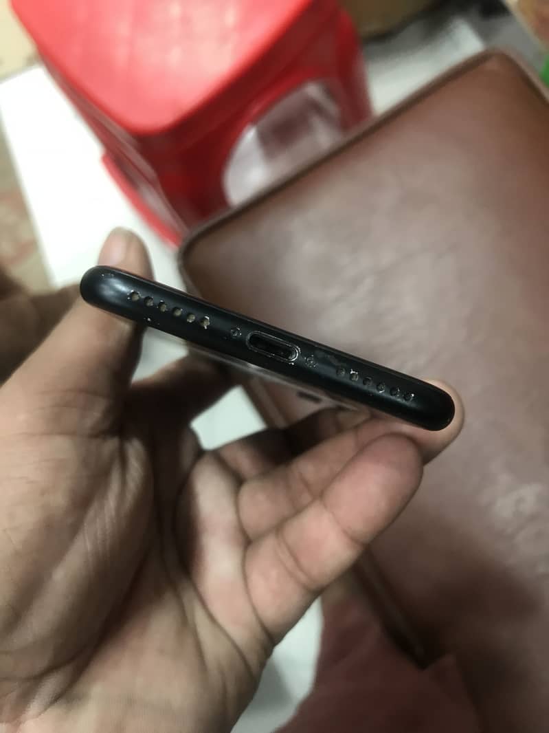 Apple iPhone 7 1