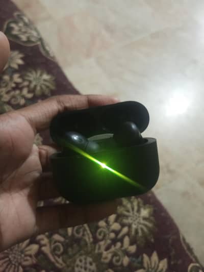 wireless earbuds