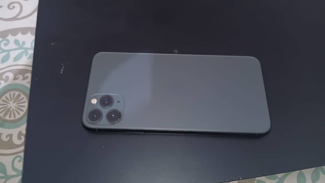 Apple iPhone 11 Pro Max 5