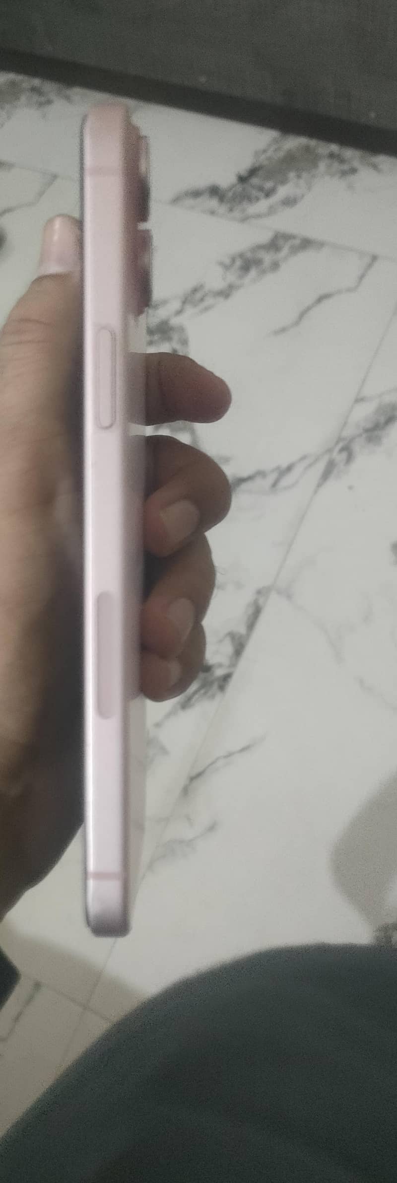 Apple iPhone 15 plus 4