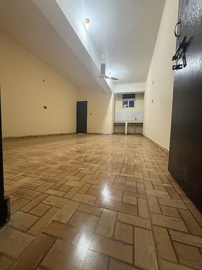 1 Bed Attach Bathroom And Kitchen Location; Ghori Garden Entrance Portion For Rent