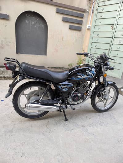 Suzuki GS 150 SE