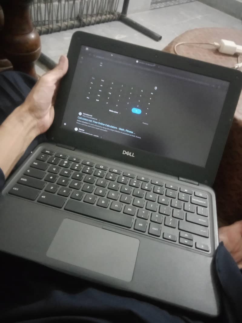 Chrome book 0