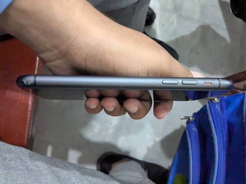 Apple iPhone 11 1