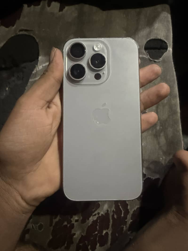 Apple iPhone 15 Pro 5