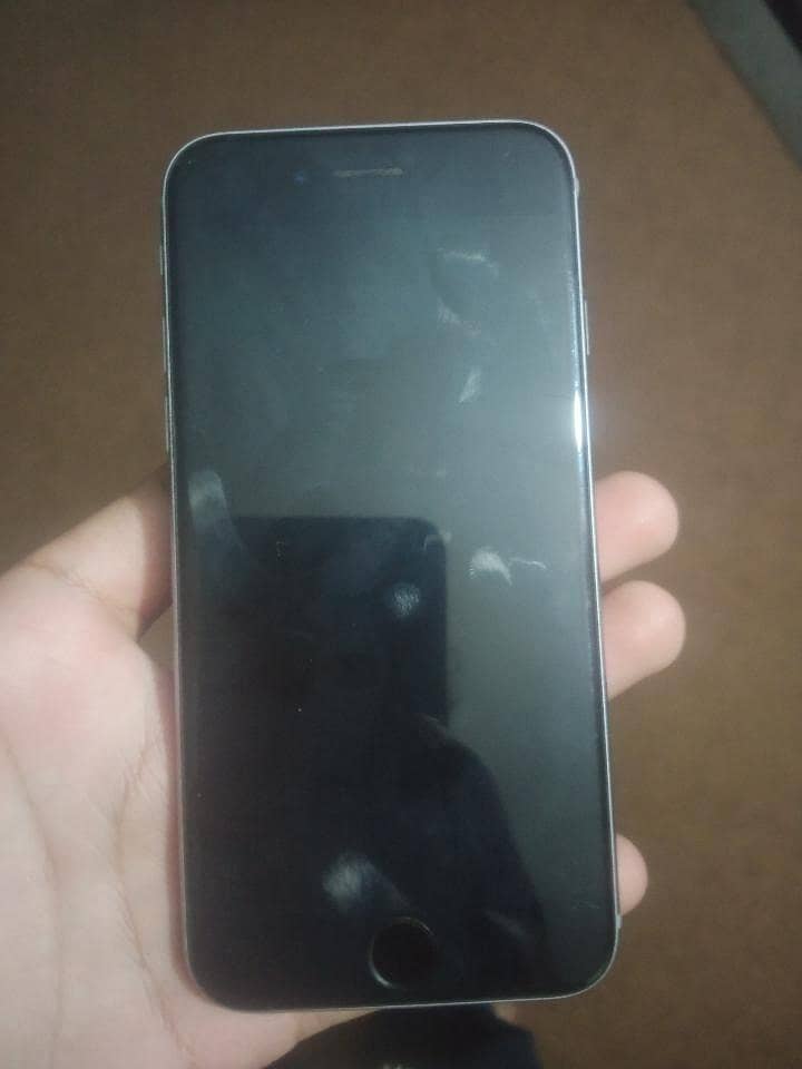 Apple iPhone 6S 1