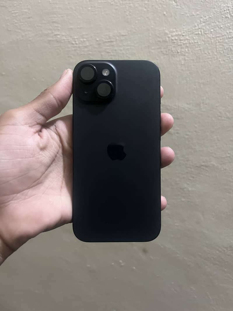 Apple iPhone 15 8