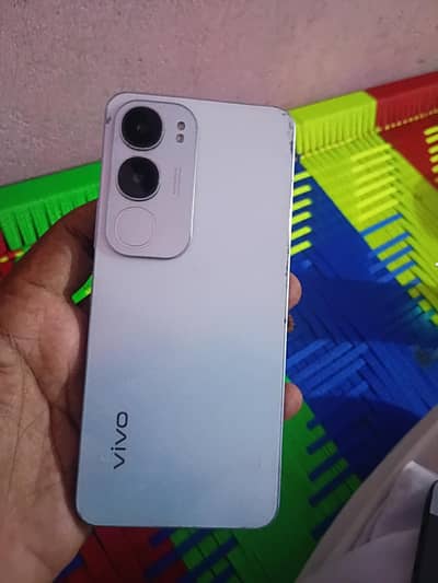vivo y19s